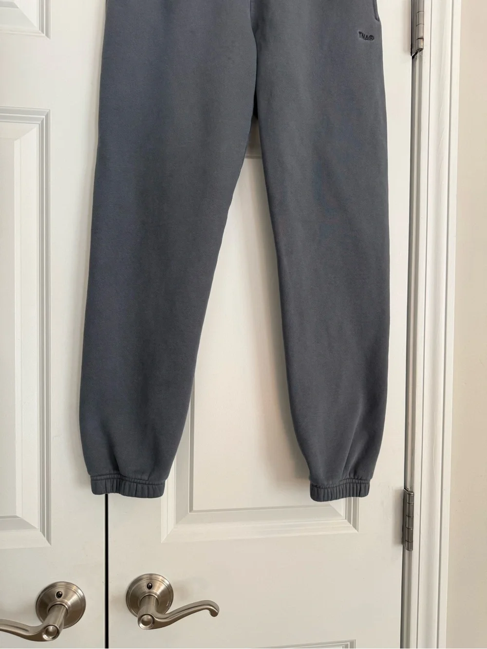 Aritzia TNA Cozy Fleece Sweatpants